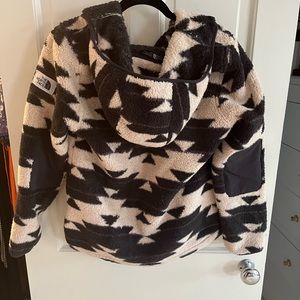 Northface Women’s Hooded Fleece